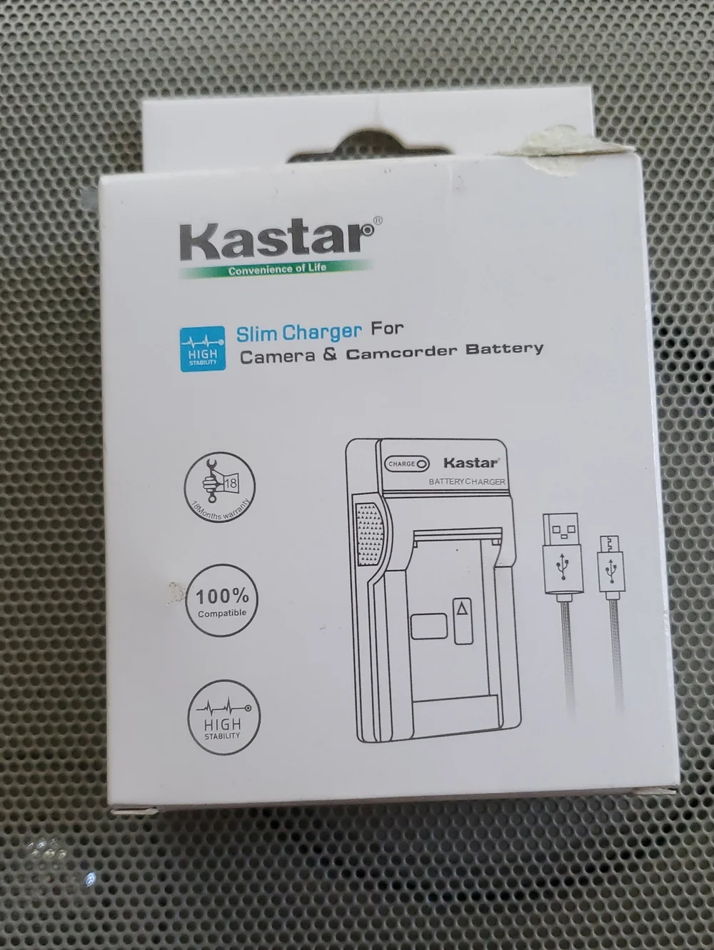 Slim Charger for Camera & Camcorder Battery